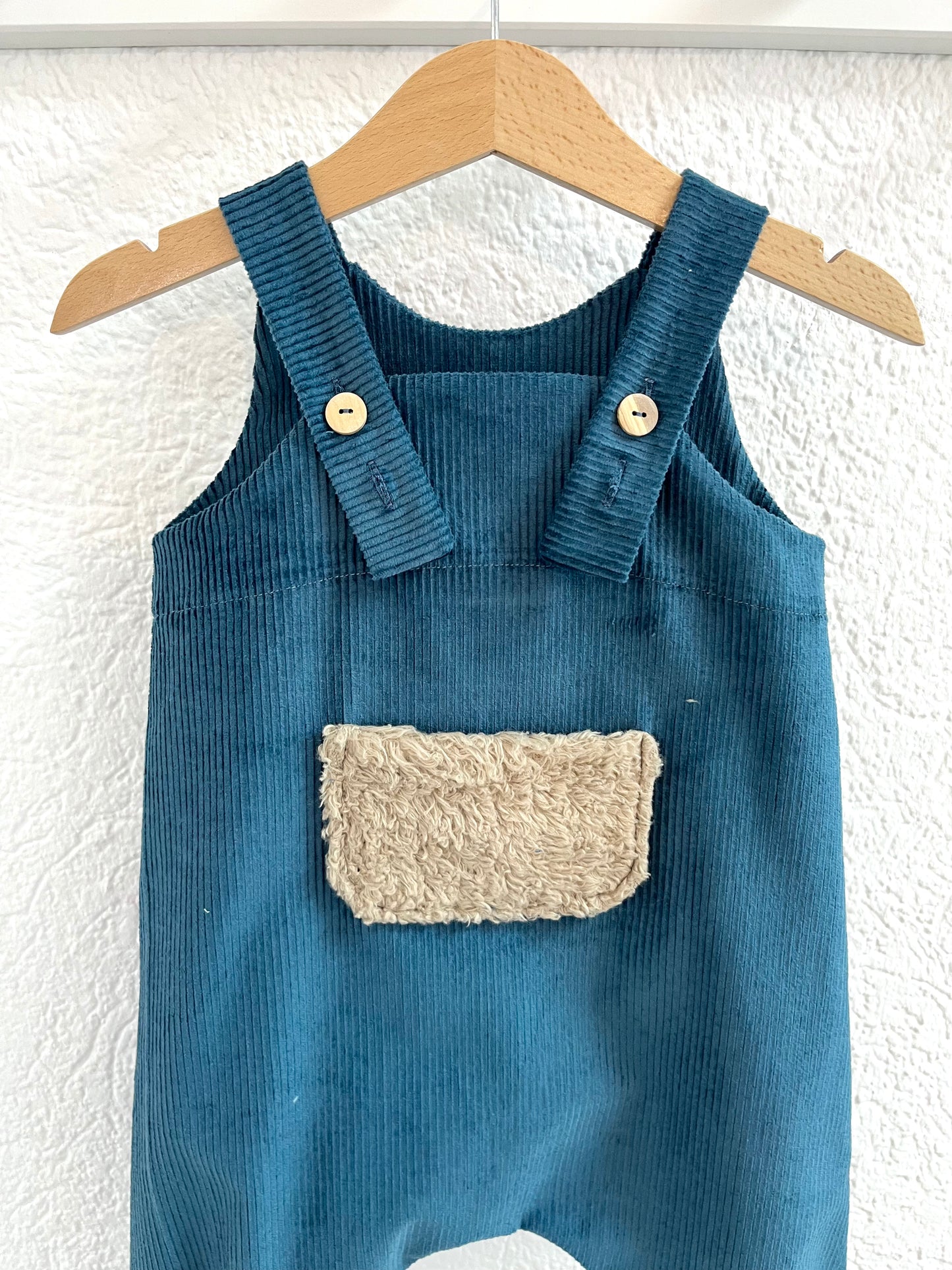 Latzhose "Lümmel" aus Cord