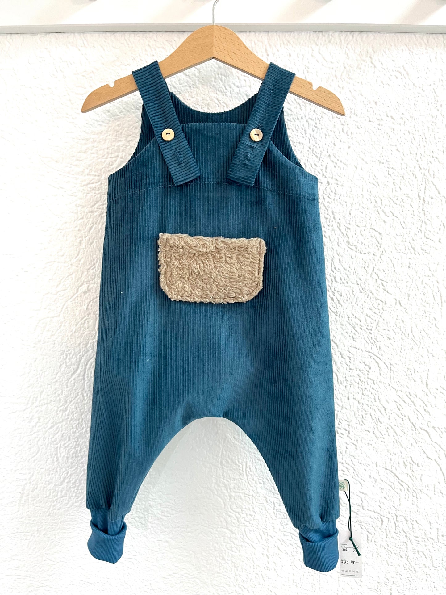 Latzhose "Lümmel" aus Cord